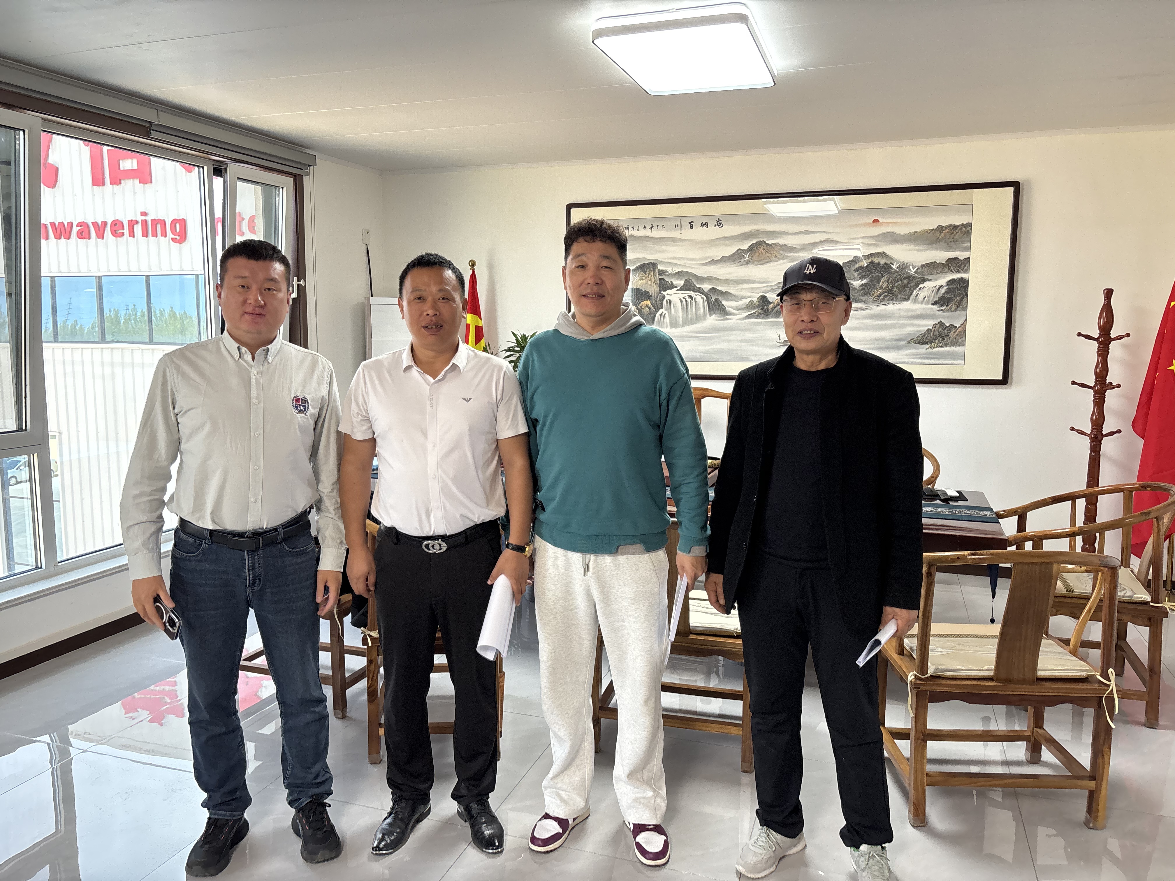 Qingzhou Jinqi ประสบความสำเร็จในการลงนามในคำสั่งซื้ออุปกรณ์ขุดทองและผลประโยชน์จากลูกค้าชาวมองโกเลีย
